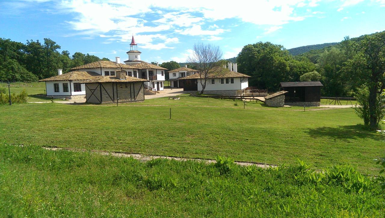 Hotel Ethnocomplex Krivini Zewnętrze zdjęcie