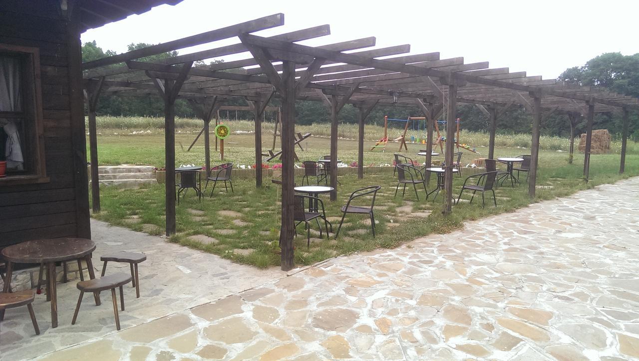Hotel Ethnocomplex Krivini Zewnętrze zdjęcie